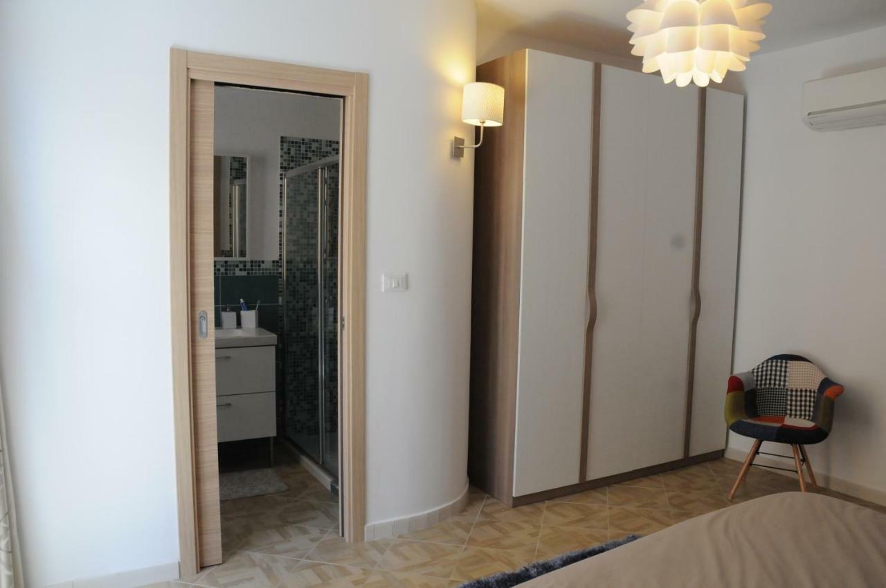 Casaleo Otel Campofelice Di Roccella Dış mekan fotoğraf