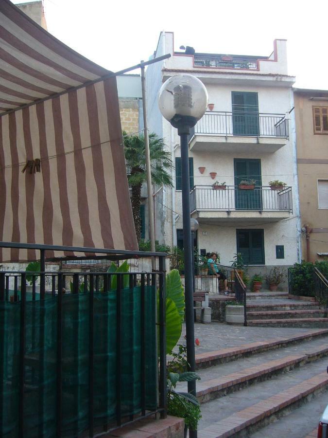 Casaleo Otel Campofelice Di Roccella Dış mekan fotoğraf