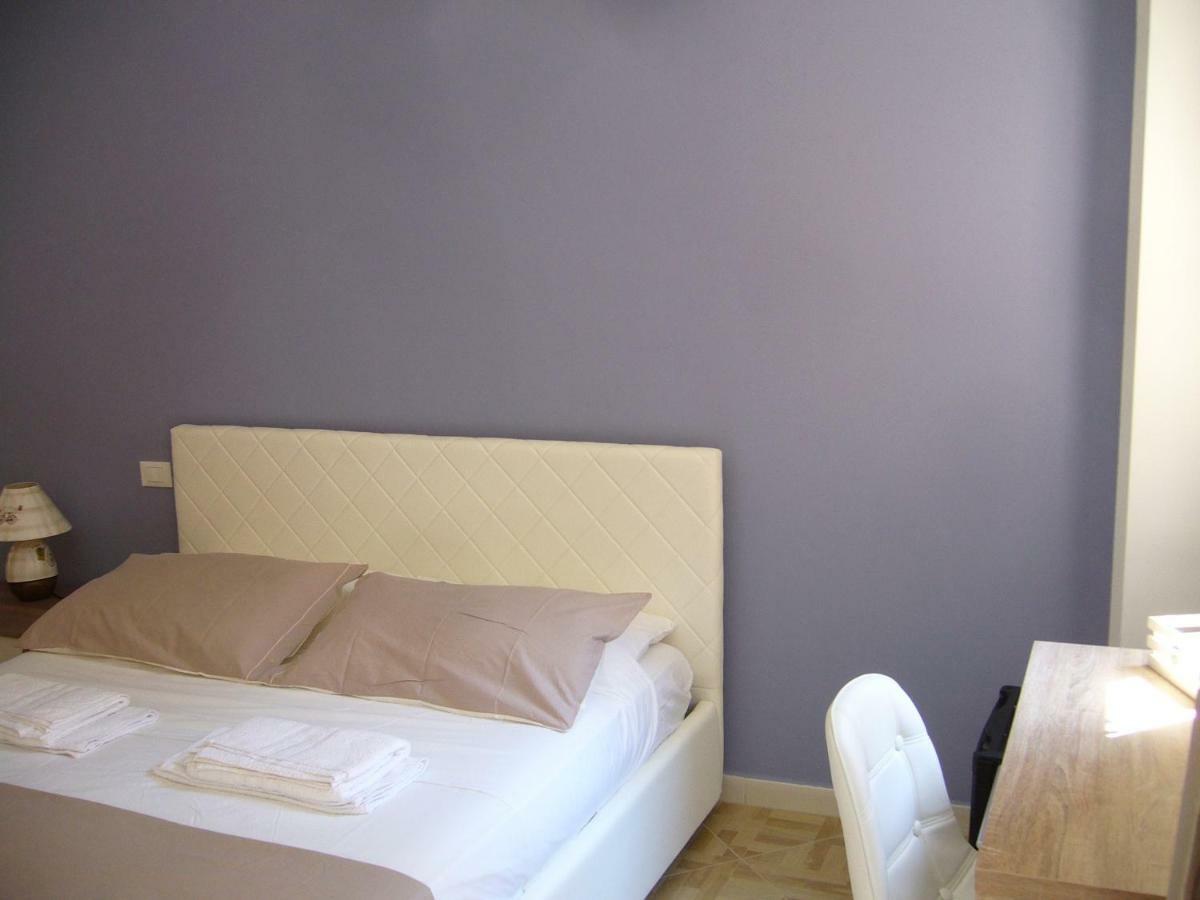 Casaleo Otel Campofelice Di Roccella Dış mekan fotoğraf