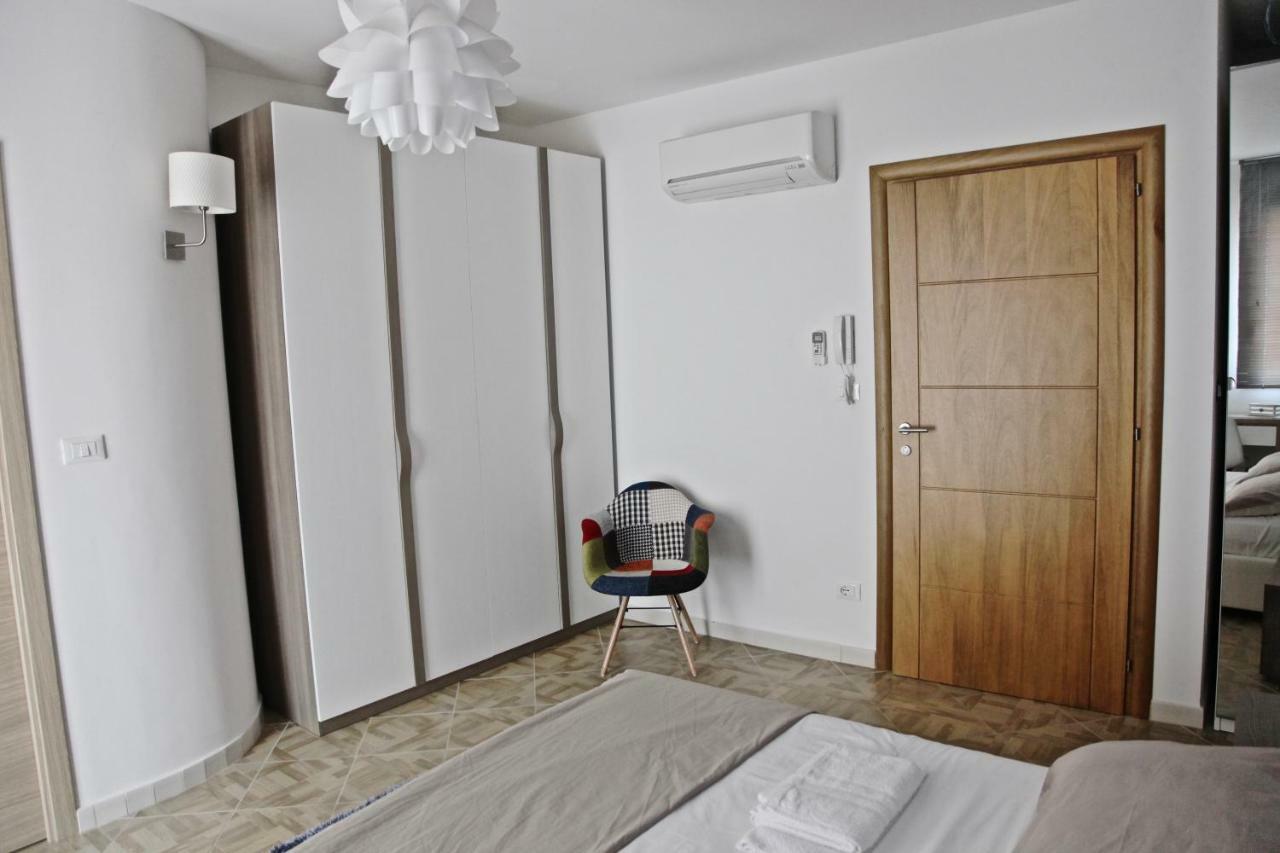 Casaleo Otel Campofelice Di Roccella Dış mekan fotoğraf