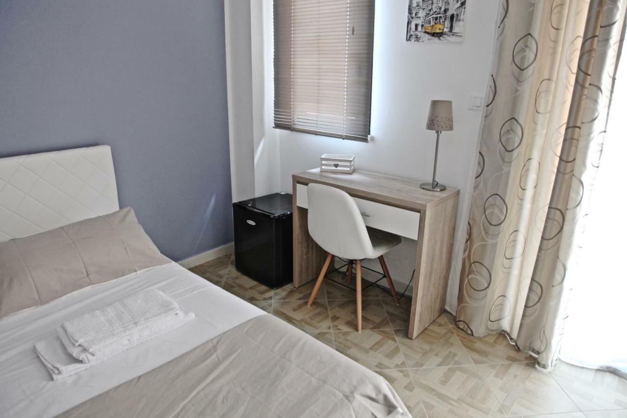 Casaleo Otel Campofelice Di Roccella Dış mekan fotoğraf